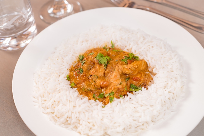 Jaisenes best Chicken Curry Recipe served on a bed of rice