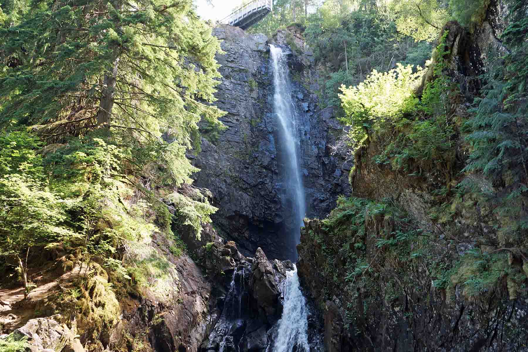 The Plodda Falls falling down 40metres with viewing platform above